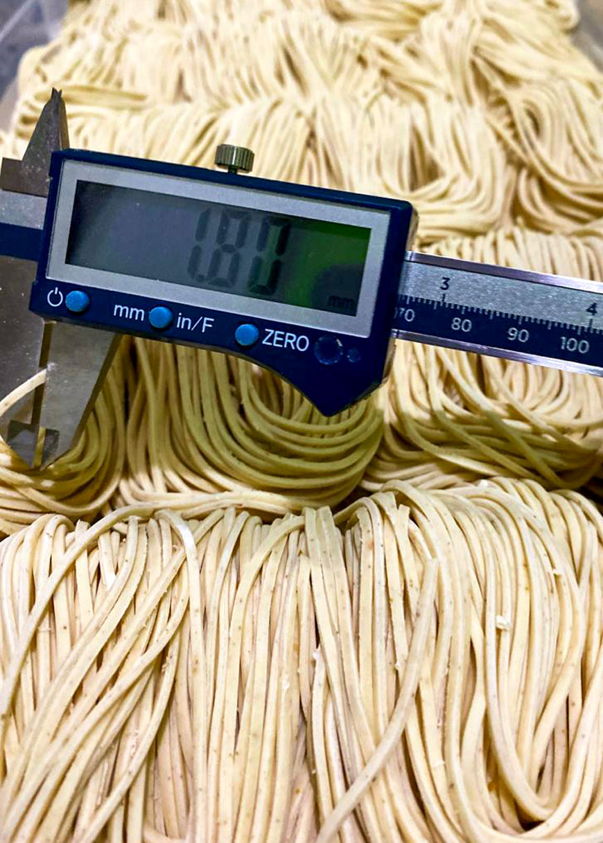 Makaron alkaliczny ramen grubość 1.8 mm - Cena hurtowa - obrazek 2